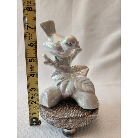 White Iridescent Bird Figurine Vintage Bird Figurine with Wooden Riser 6" - Picture 7 of 9
